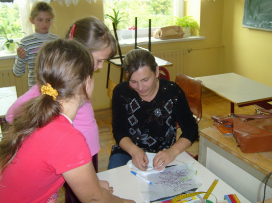Regionalne tradycje r�kodzielnicze - warsztaty dla dzieci, fot. Ma�gorzata Janik 